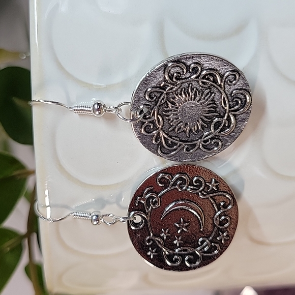Vintage Sun and Moon Drop Earrings, S925 - Picture 4 of 6